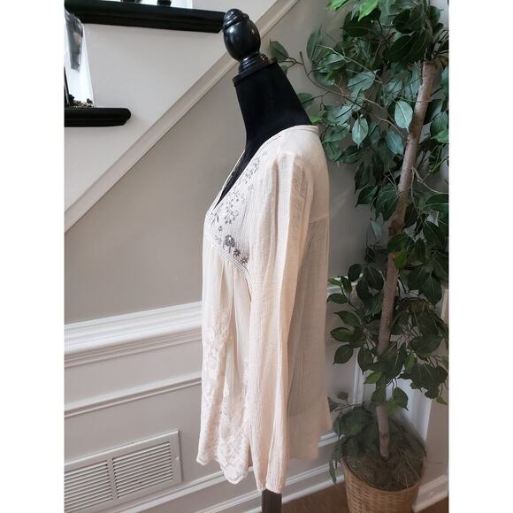 Jolt Top Blouse Women's XL Beige Floral Lace Overlay Rayon Long Sleeve V Neck - Picture 11 of 11